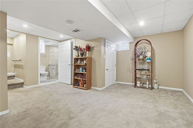 230 Neely School Rd, Marshall, PA 15090