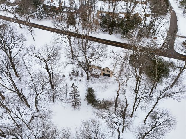 230 Neely School Rd, Marshall, PA 15090