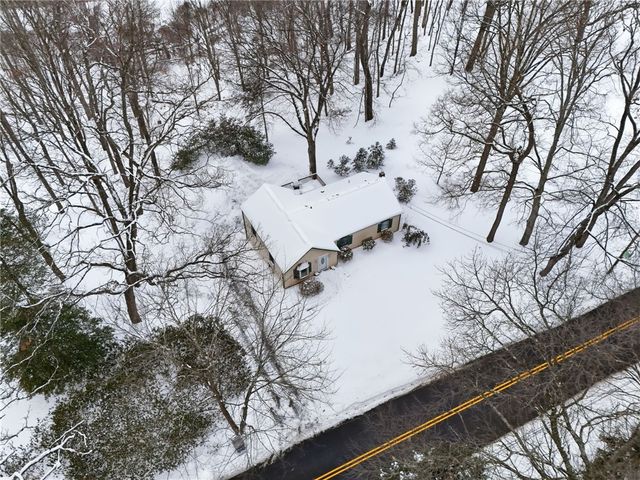 230 Neely School Rd, Marshall, PA 15090