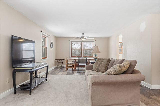 230 Neely School Rd, Marshall, PA 15090