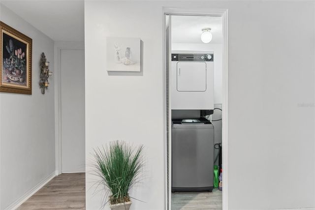 8651 10TH STREET N 118, St Petersburg, FL 33702