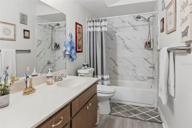 8651 10TH STREET N 118, St Petersburg, FL 33702