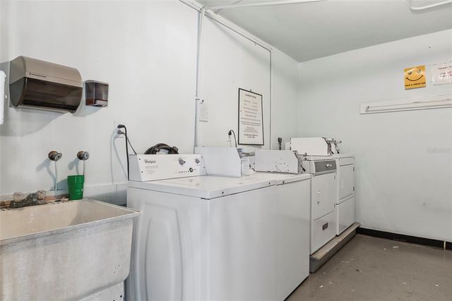8651 10TH STREET N 118, St Petersburg, FL 33702