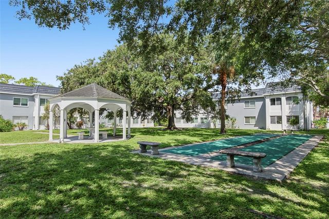 8651 10TH STREET N 118, St Petersburg, FL 33702