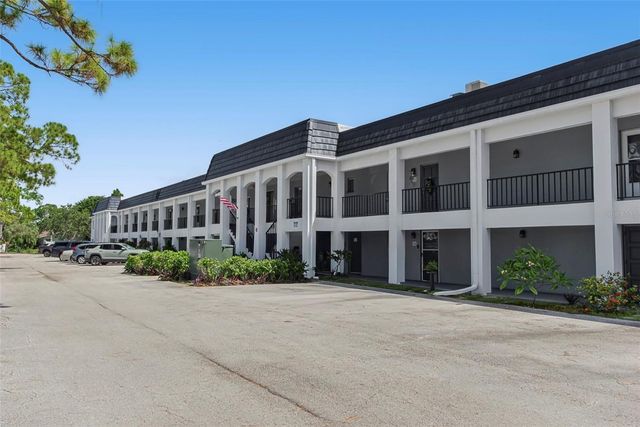 8651 10TH STREET N 118, St Petersburg, FL 33702