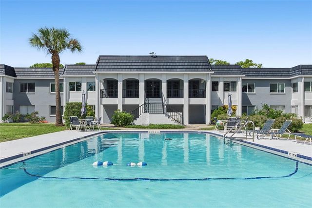 8651 10TH STREET N 118, St Petersburg, FL 33702