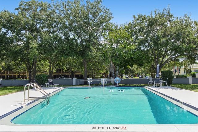 8651 10TH STREET N 118, St Petersburg, FL 33702