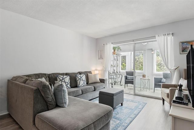8651 10TH STREET N 118, St Petersburg, FL 33702