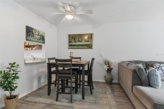 8651 10TH STREET N 118, St Petersburg, FL 33702