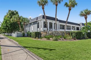 8651 10TH STREET N 118, St Petersburg, FL 33702