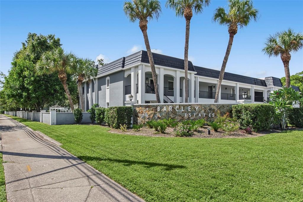 8651 10TH STREET N 118, St Petersburg, FL 33702