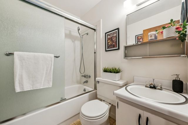 2118 2118 ALAMEDA AVENUE, Alameda, CA 94501