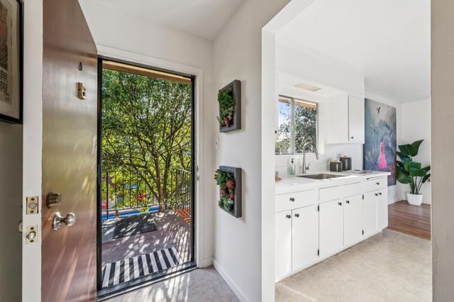 2118 2118 ALAMEDA AVENUE, Alameda, CA 94501