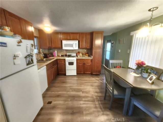 9241 C 47, Hesperia, CA 92345