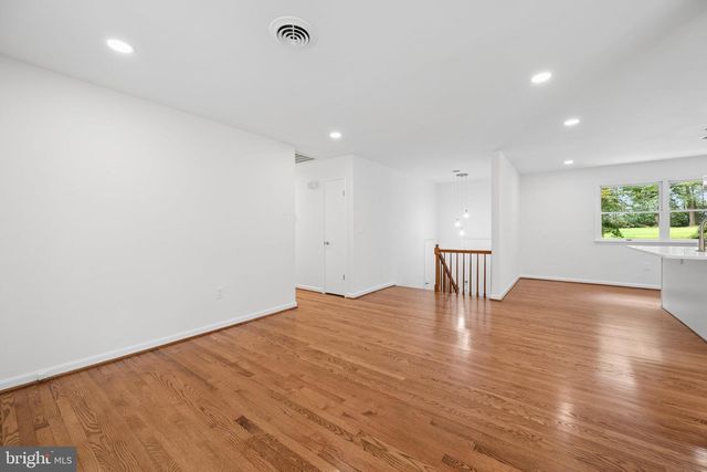 13715 LEWISDALE RD, Clarksburg, MD 20871