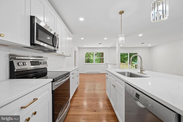 13715 LEWISDALE RD, Clarksburg, MD 20871
