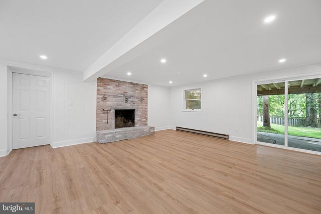 13715 LEWISDALE RD, Clarksburg, MD 20871