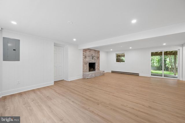 13715 LEWISDALE RD, Clarksburg, MD 20871