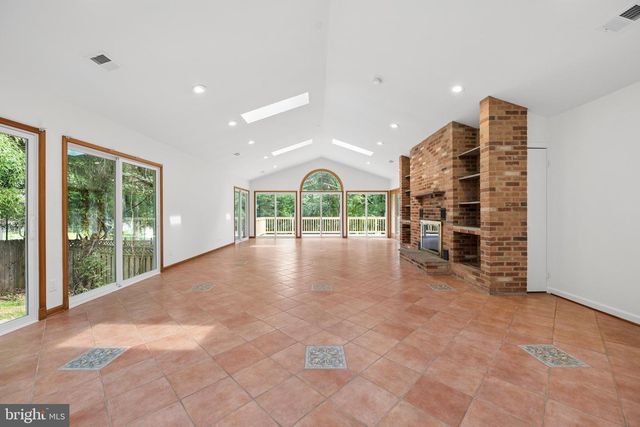 13715 LEWISDALE RD, Clarksburg, MD 20871