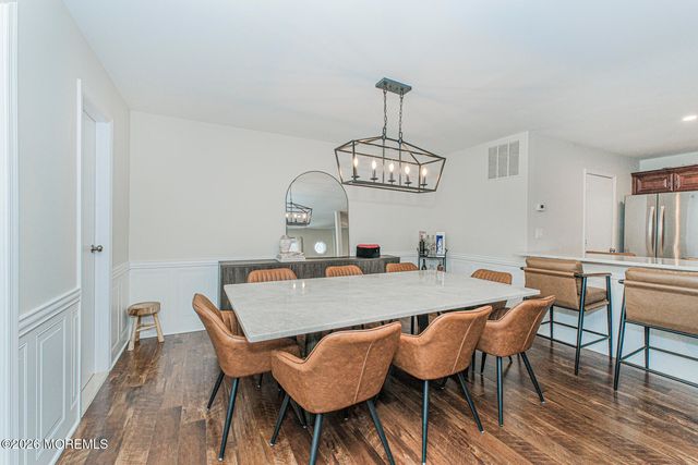 380 Hampton Place, Morganville, NJ 07751