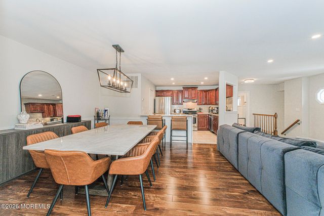 380 Hampton Place, Morganville, NJ 07751