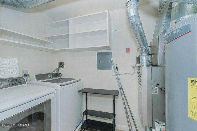 380 Hampton Place, Morganville, NJ 07751