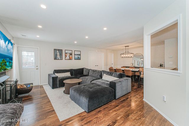 380 Hampton Place, Morganville, NJ 07751