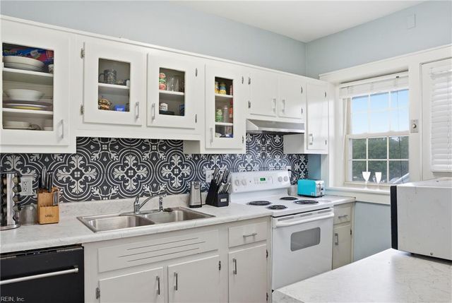 102 Willow Wood Dr Apt B6, Norfolk, VA 23505