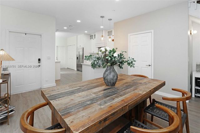 4333 Vineyard Cir 4333, Weston, FL 33332