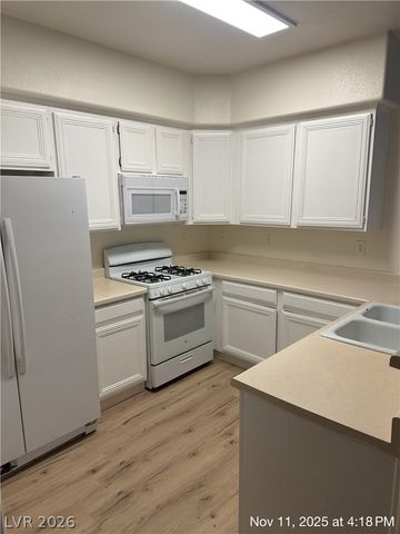7143 South Durango Drive 312, Las Vegas, NV 89113