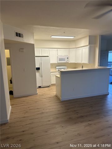 7143 South Durango Drive 312, Las Vegas, NV 89113