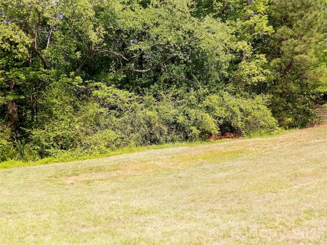 332 Epley Drive 1, Marion, NC 28752