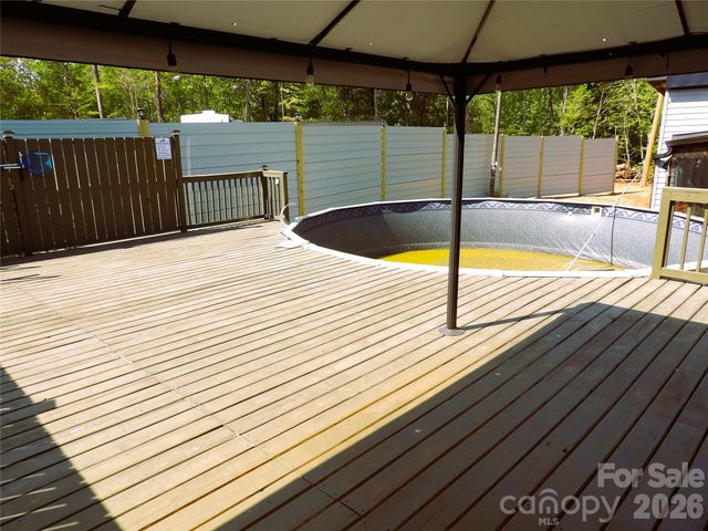 332 Epley Drive 1, Marion, NC 28752