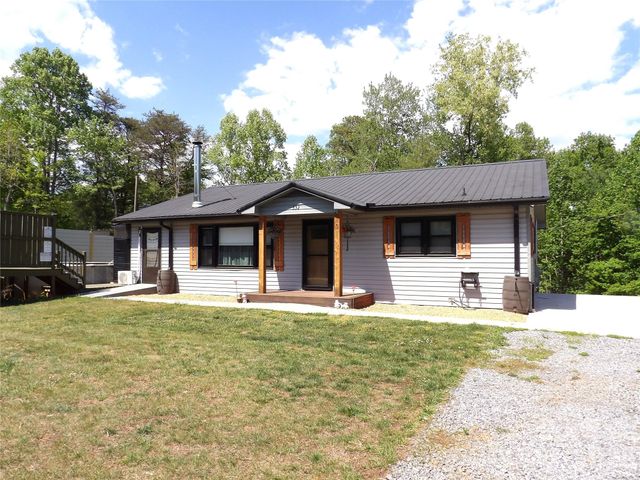 332 Epley Drive 1, Marion, NC 28752