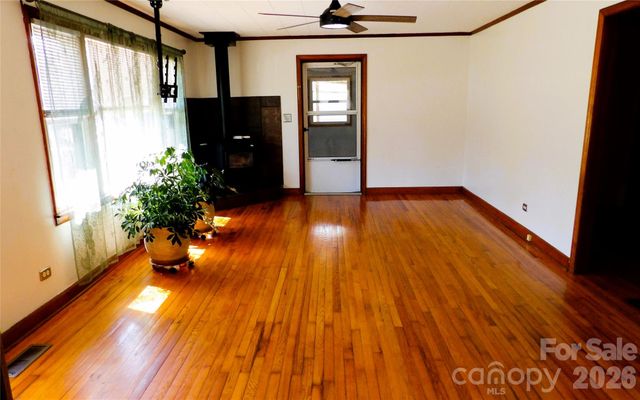 332 Epley Drive 1, Marion, NC 28752