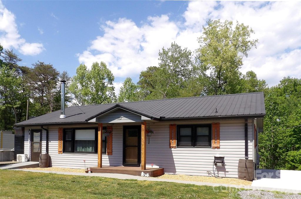332 Epley Drive 1, Marion, NC 28752