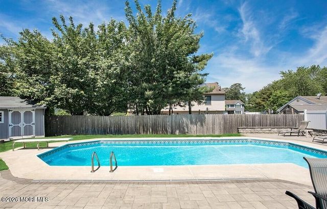 960 Green Hill Boulevard, Toms River, NJ 08753