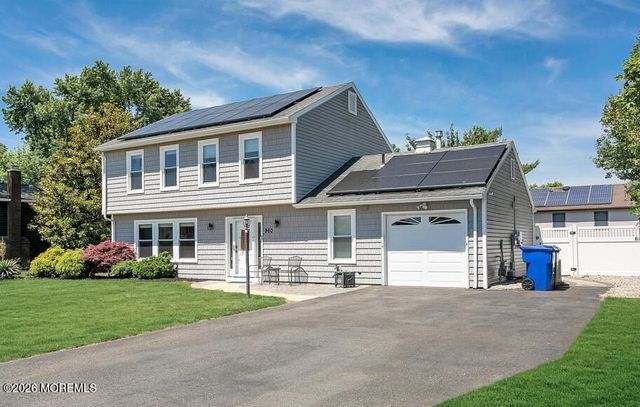 960 Green Hill Boulevard, Toms River, NJ 08753