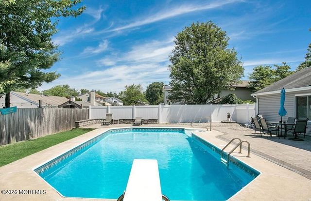 960 Green Hill Boulevard, Toms River, NJ 08753