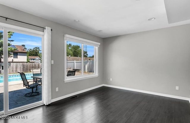960 Green Hill Boulevard, Toms River, NJ 08753