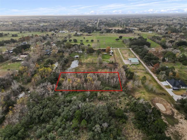 000 28th Street, Santa Fe, TX 77510