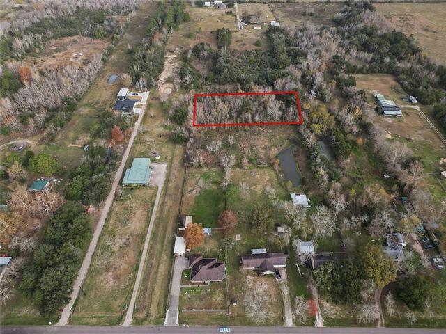 000 28th Street, Santa Fe, TX 77510