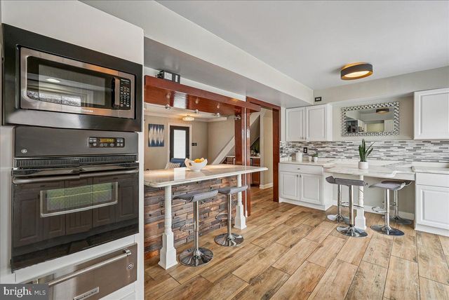 4407 MIDSTONE LN, Fairfax, VA 22033