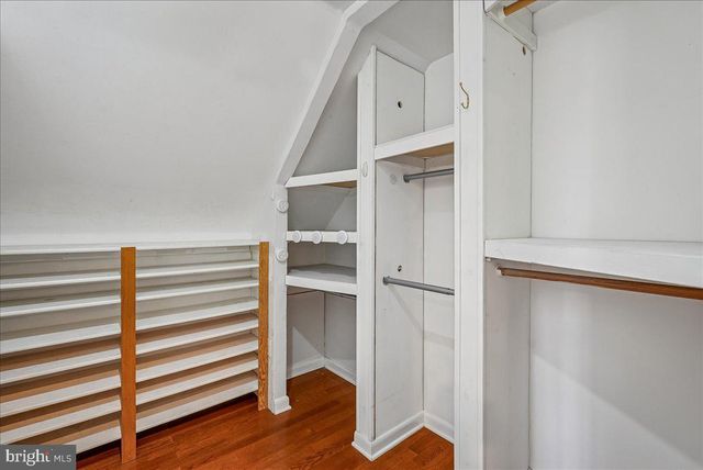 4407 MIDSTONE LN, Fairfax, VA 22033