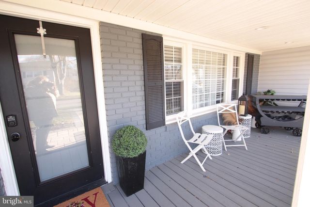 4407 MIDSTONE LN, Fairfax, VA 22033