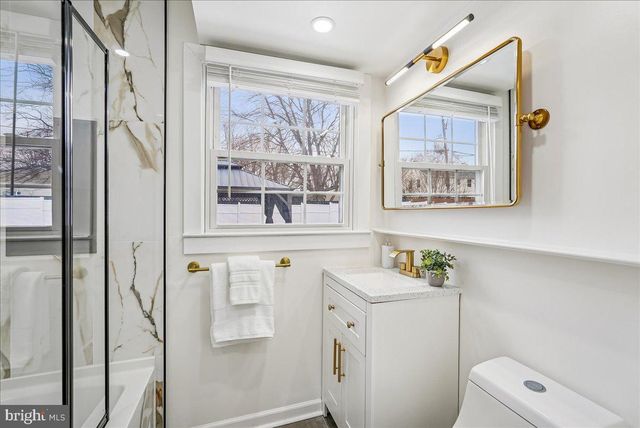 4407 MIDSTONE LN, Fairfax, VA 22033