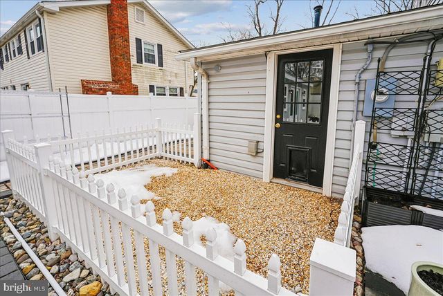 4407 MIDSTONE LN, Fairfax, VA 22033