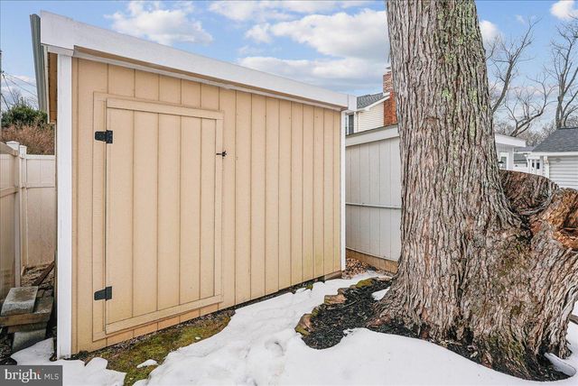 4407 MIDSTONE LN, Fairfax, VA 22033