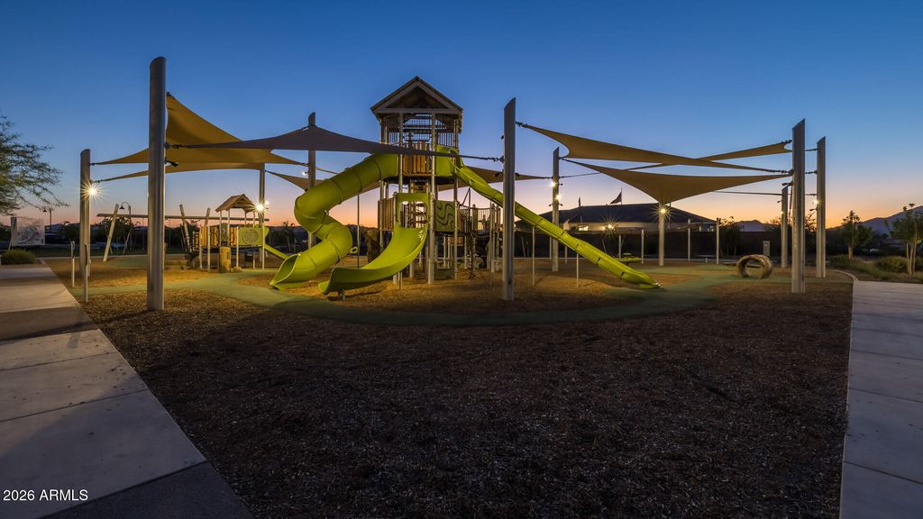 Image 12 of property listing at 22100 N DAWN VIEW Drive, Maricopa, AZ 85139
