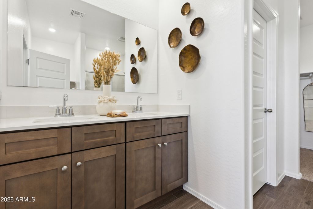 Image 21 of property listing at 22100 N DAWN VIEW Drive, Maricopa, AZ 85139